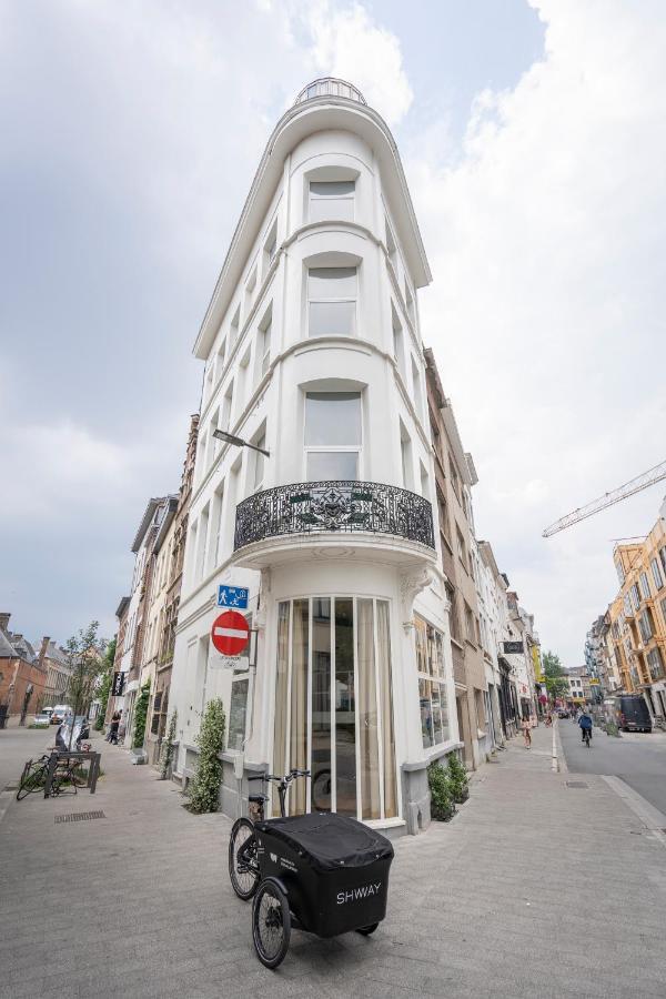 Shway - The Suit Antwerpen Bagian luar foto